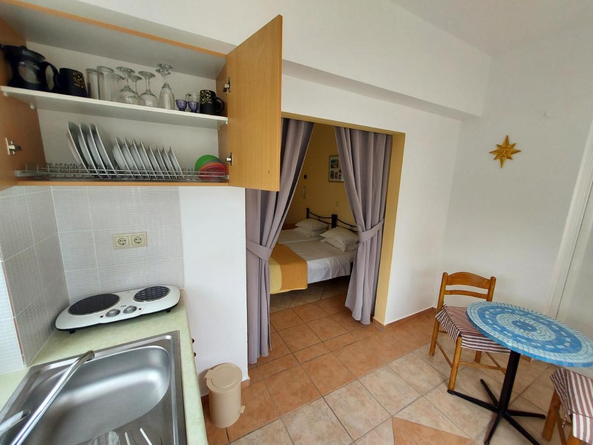Courtyard Studios Πεύκος Εξωτερικό φωτογραφία