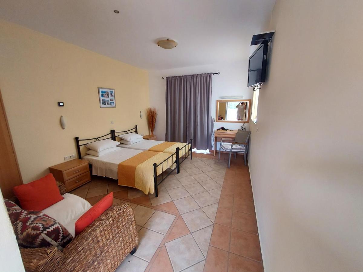 Courtyard Studios Πεύκος Εξωτερικό φωτογραφία